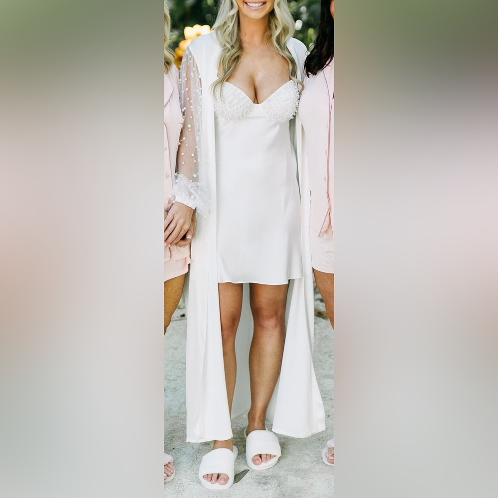 Therobeua Cassidy robe and slip dress